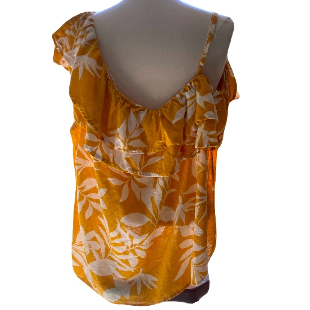 Old Navy One Shoulder Floral Ruffled Top